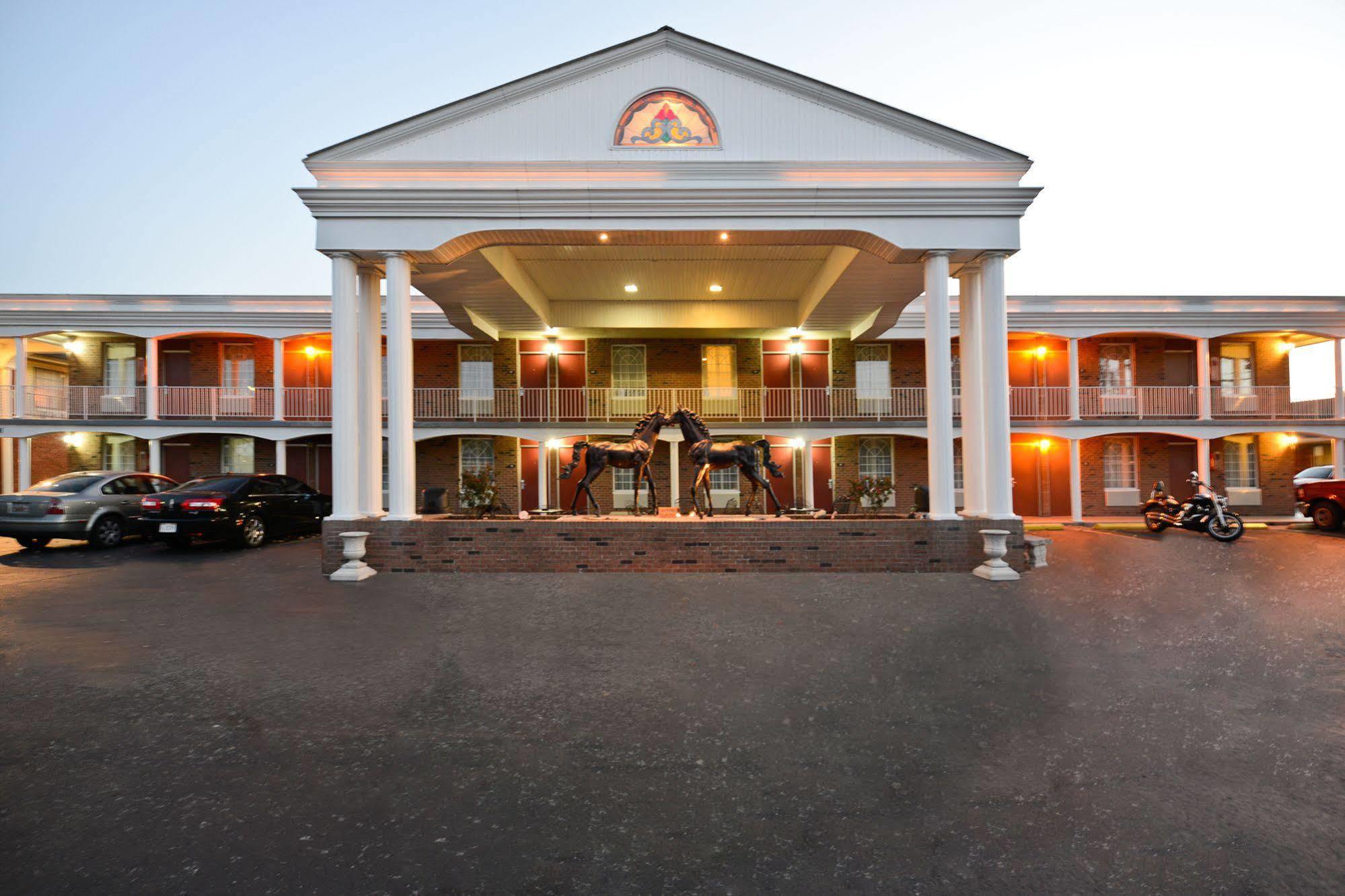 Surestay Hotel By Best Western Bardstown General Nelson Kültér fotó